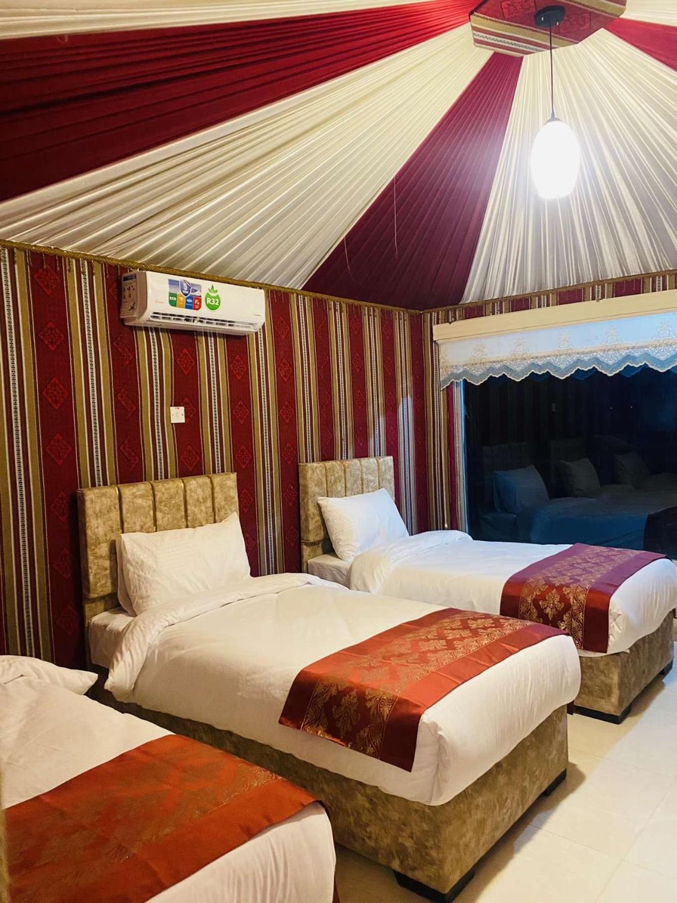 Wadi Rum Sky Camp Ngoại thất bức ảnh