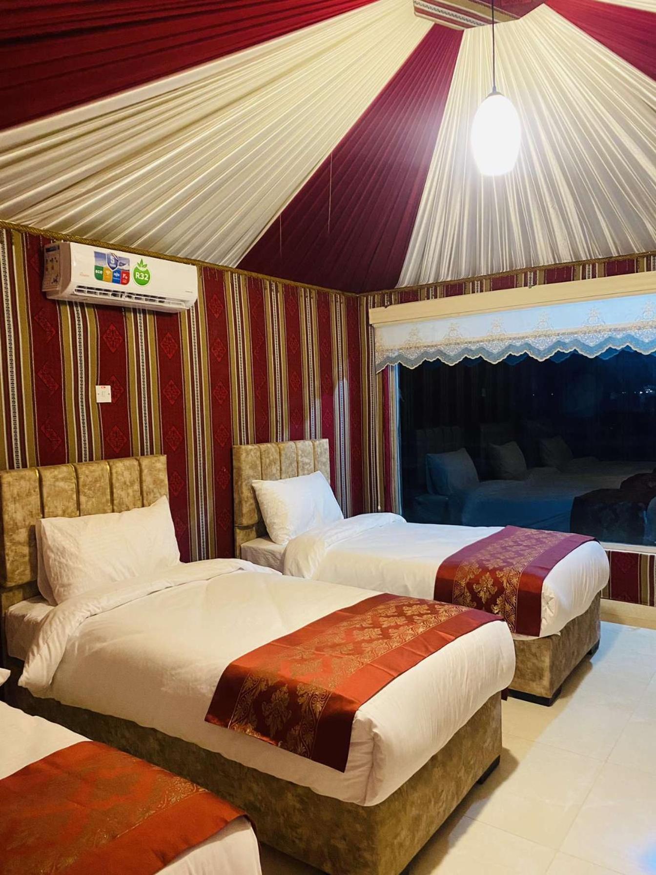 Wadi Rum Sky Camp Ngoại thất bức ảnh