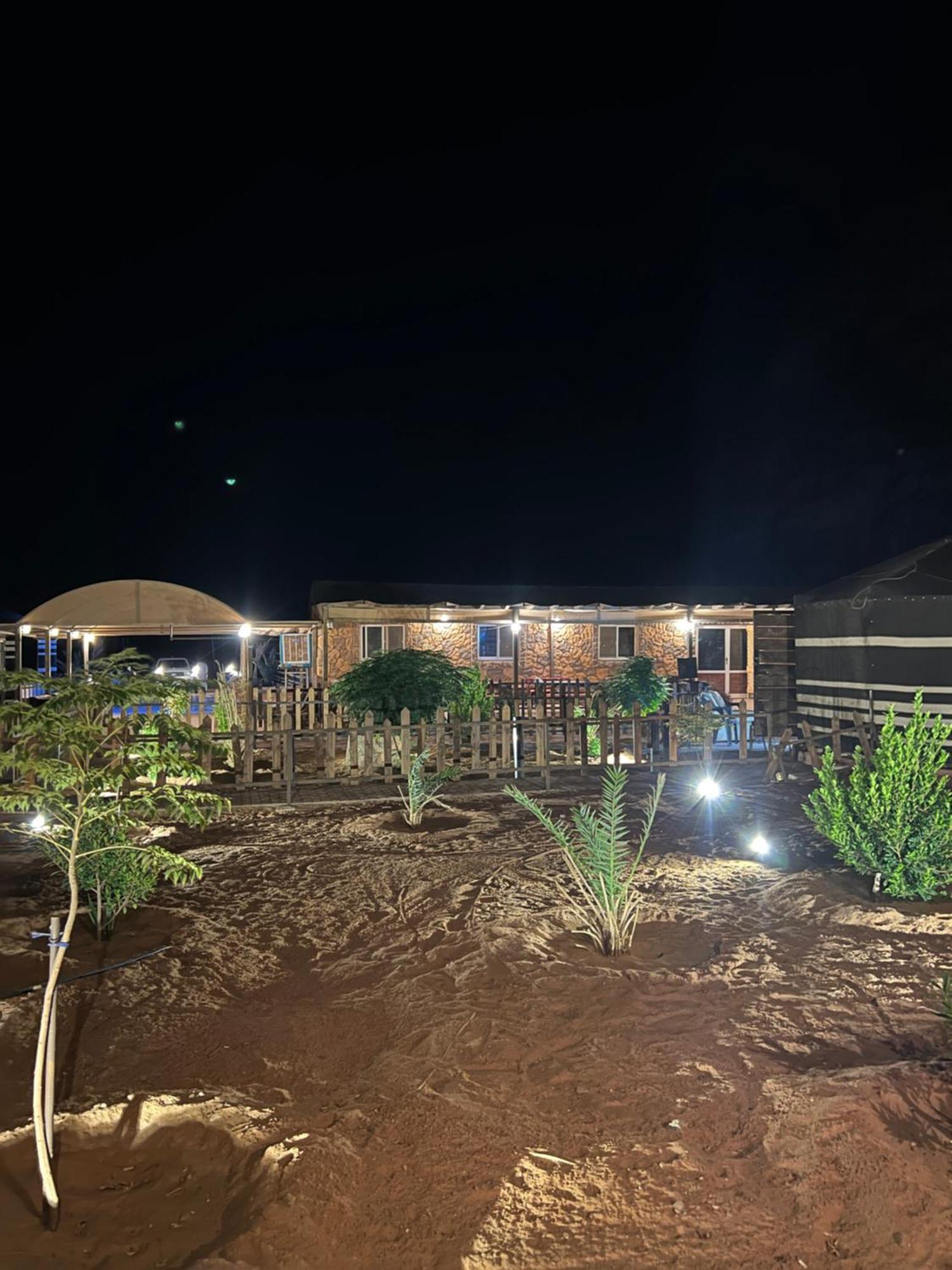 Wadi Rum Sky Camp Ngoại thất bức ảnh