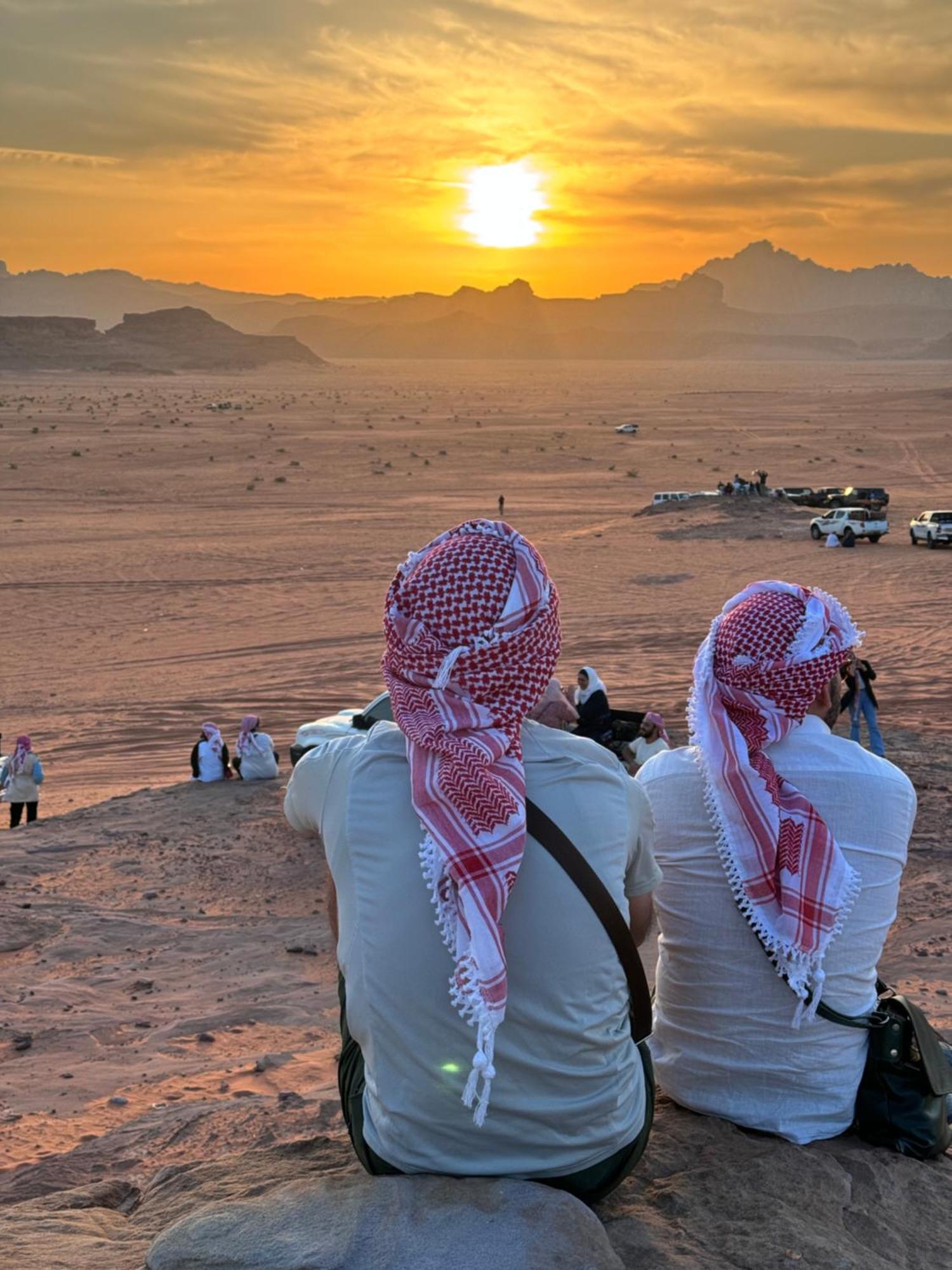 Wadi Rum Sky Camp Ngoại thất bức ảnh